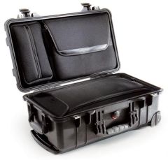 Peli 1510 Trolley Case LOC met kledinghoes en laptophoes dekselinterieur zwart